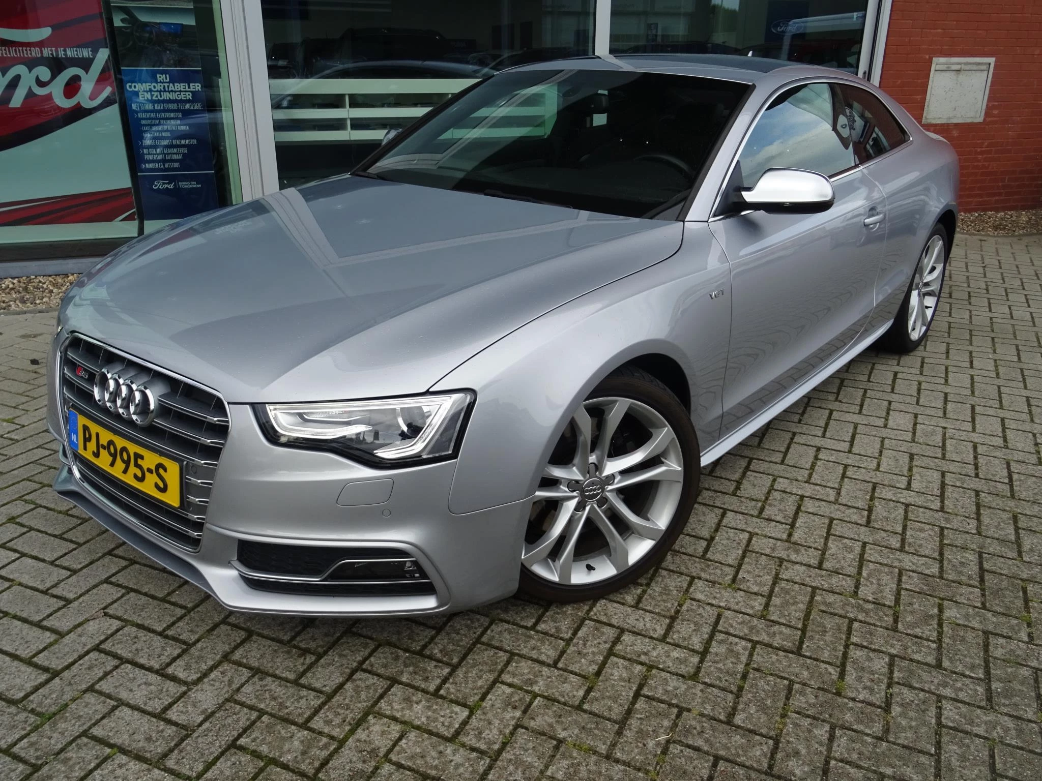 Hoofdafbeelding Audi S5