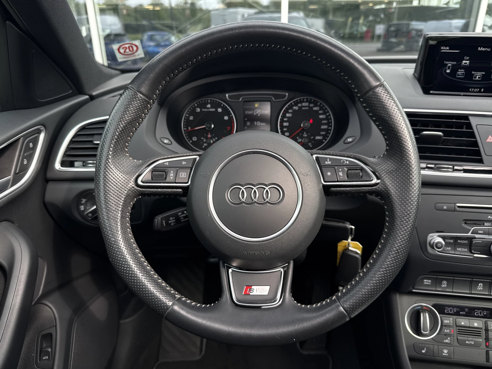 Hoofdafbeelding Audi Q3