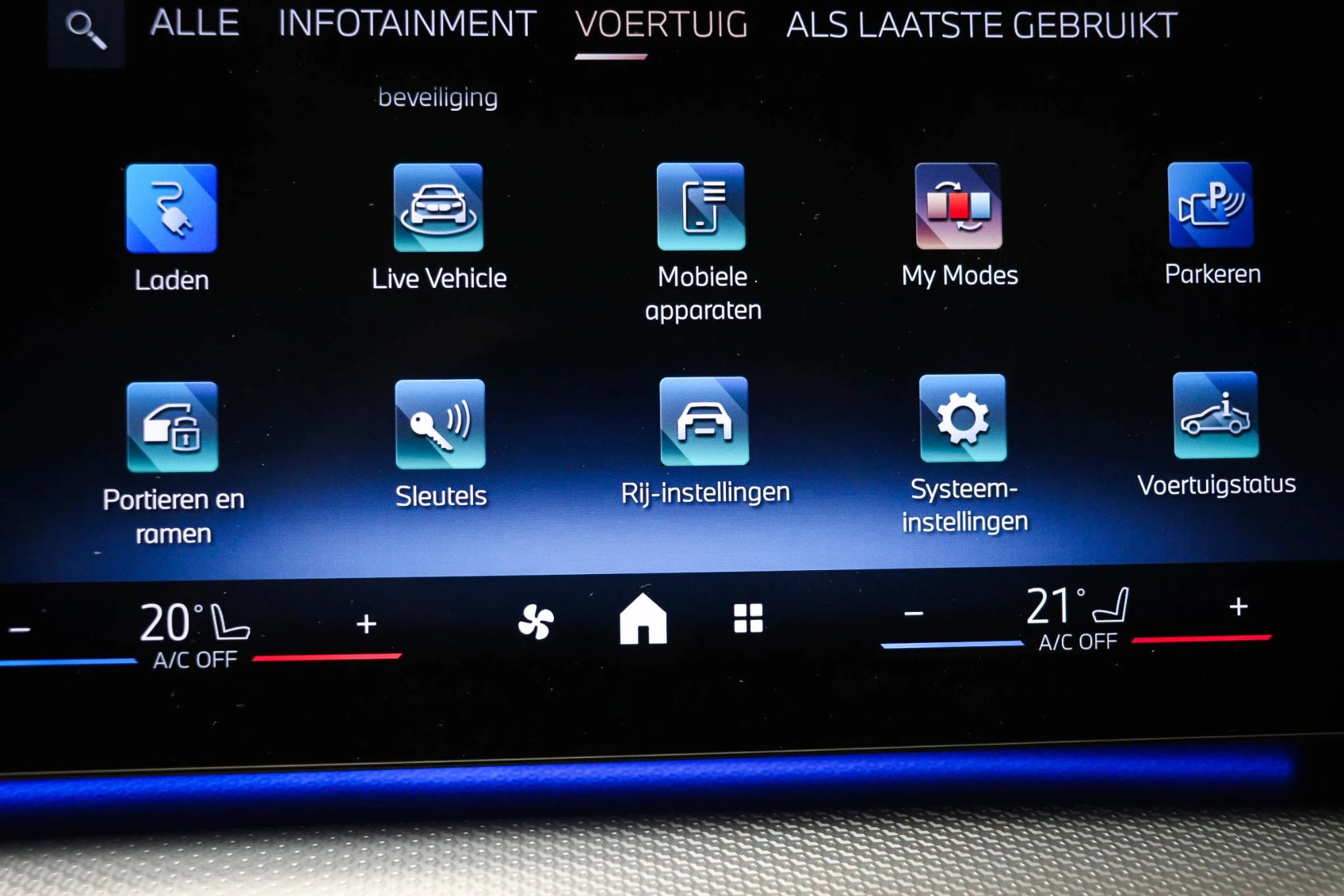 Hoofdafbeelding BMW iX2