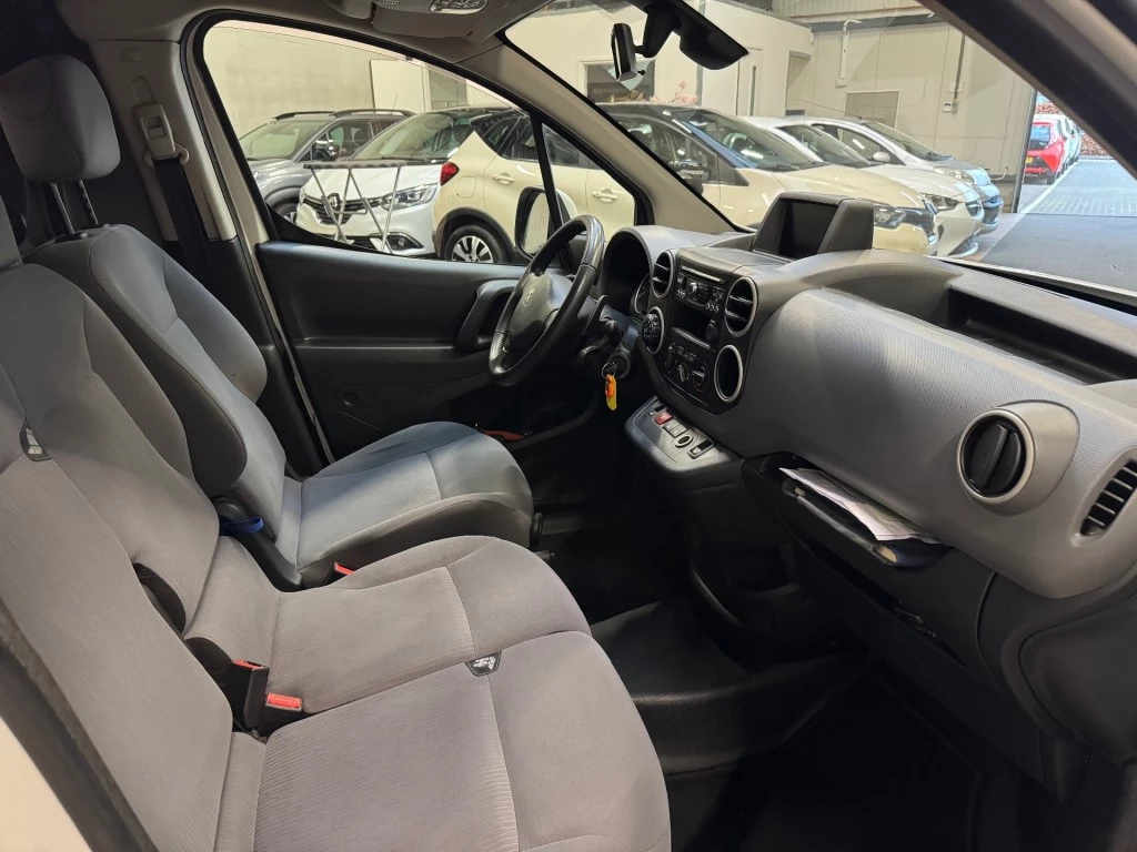 Hoofdafbeelding Peugeot Partner