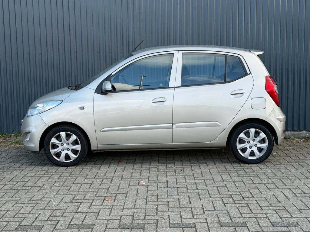 Hoofdafbeelding Hyundai i10