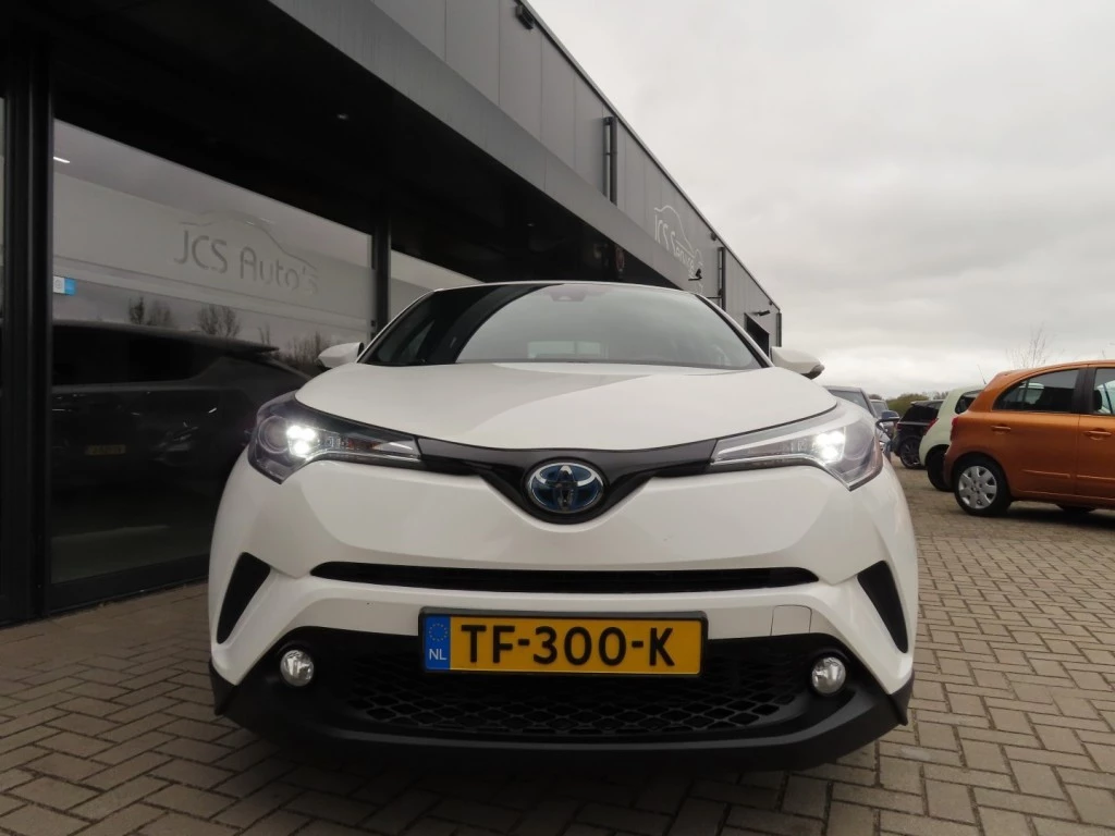 Hoofdafbeelding Toyota C-HR
