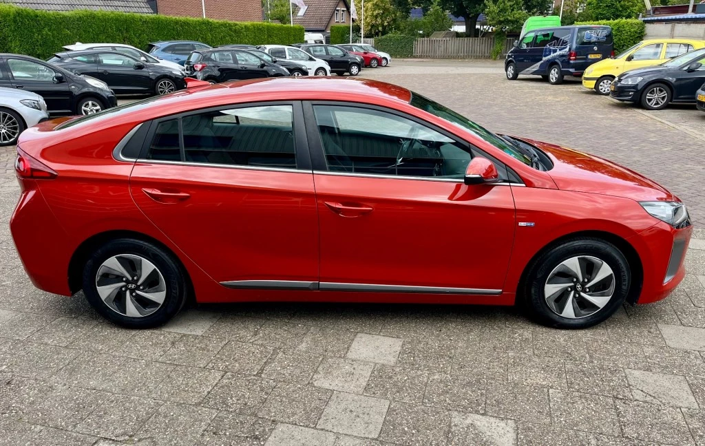 Hoofdafbeelding Hyundai IONIQ