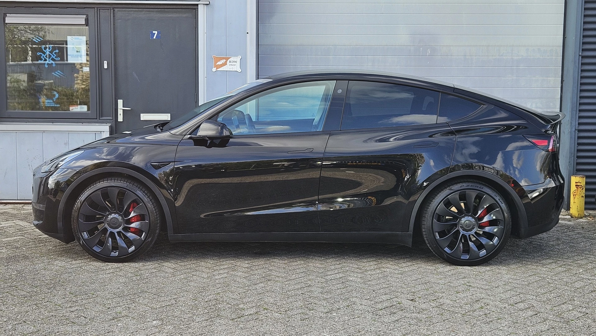 Hoofdafbeelding Tesla Model Y