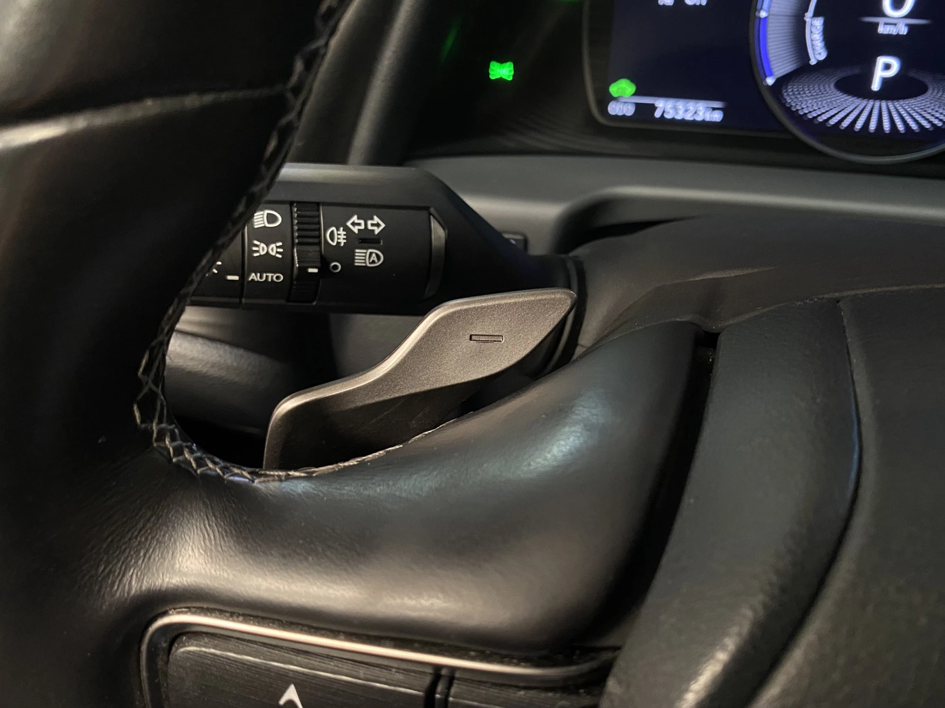 Hoofdafbeelding Lexus ES