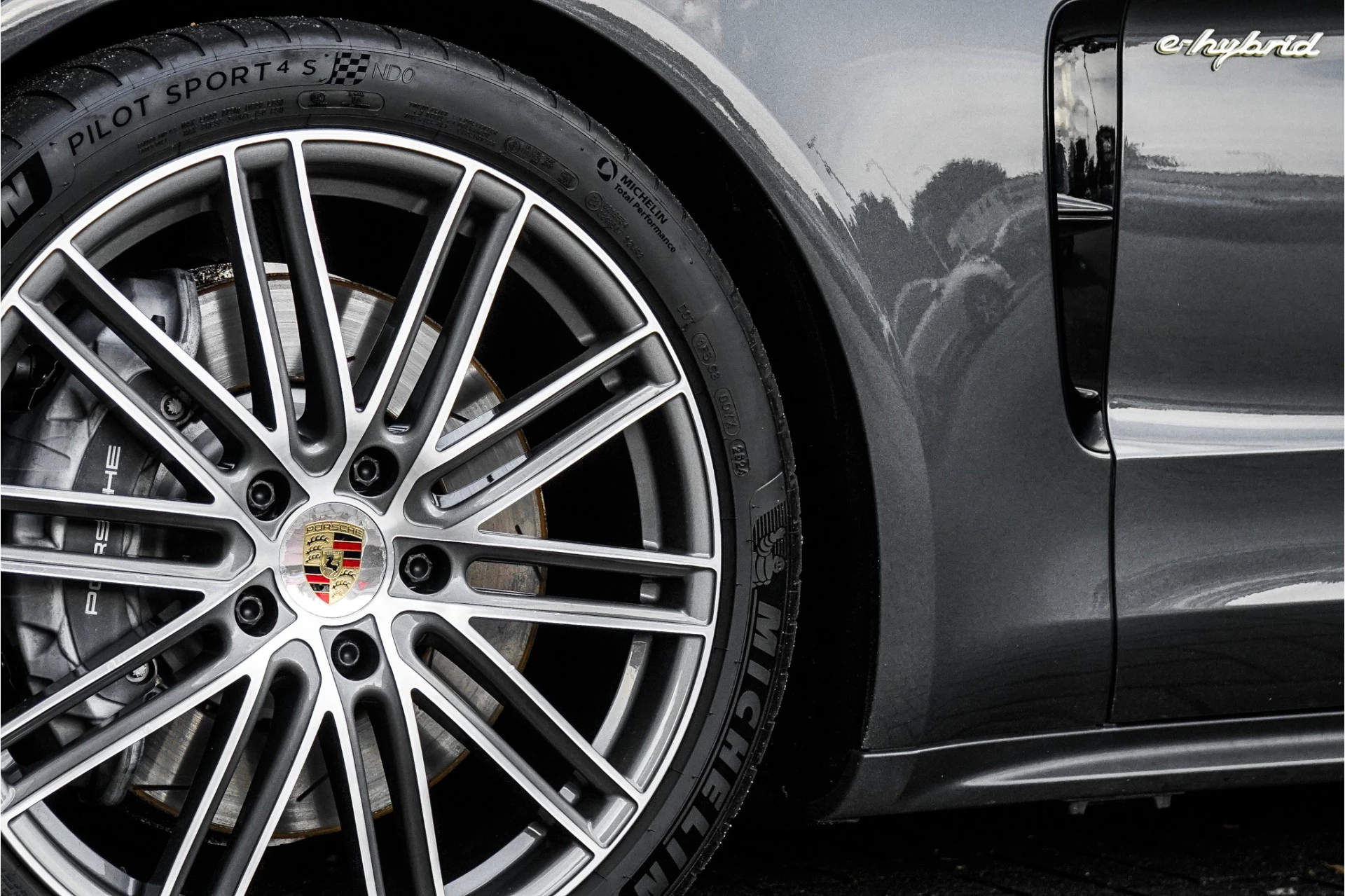 Hoofdafbeelding Porsche Panamera