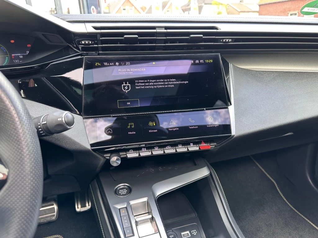 Hoofdafbeelding Peugeot 408