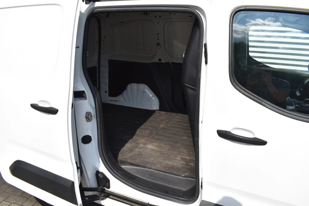 Hoofdafbeelding Peugeot Partner