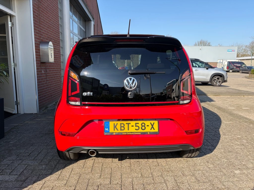 Hoofdafbeelding Volkswagen up!