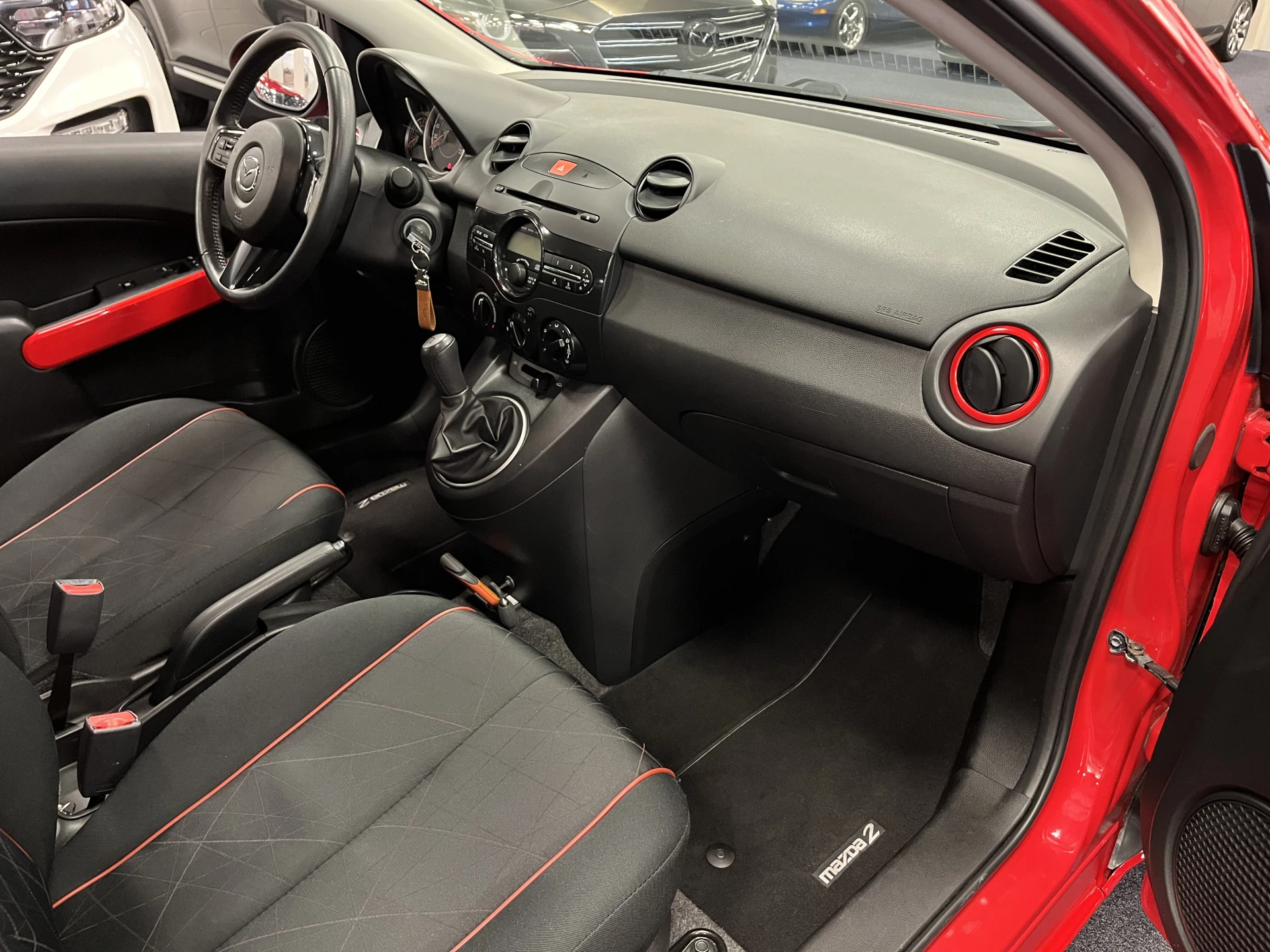 Hoofdafbeelding Mazda 2