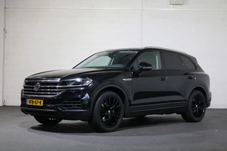 Hoofdafbeelding Volkswagen Touareg Volkswagen Touareg 3.0 TDI V6 Grijs Kenteken Bpm Vrij