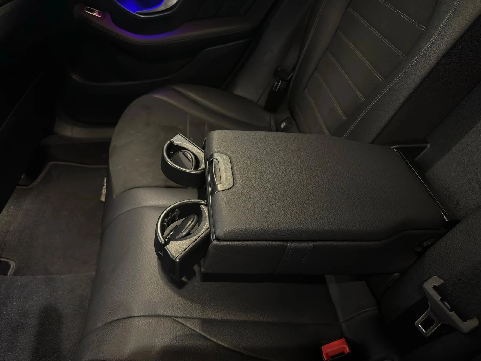 Hoofdafbeelding Mercedes-Benz EQC