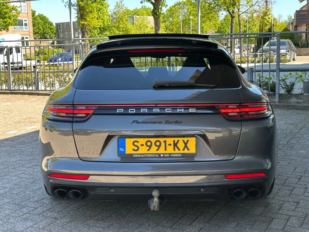 Hoofdafbeelding Porsche Panamera