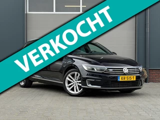 Volkswagen Passat Variant 1.4 TSI GTE Highline|2016|NAP|Pano|Stoelverw.|Trekhaak|Camera|Adaptive cruise|Zwarte hemel|18" LMV