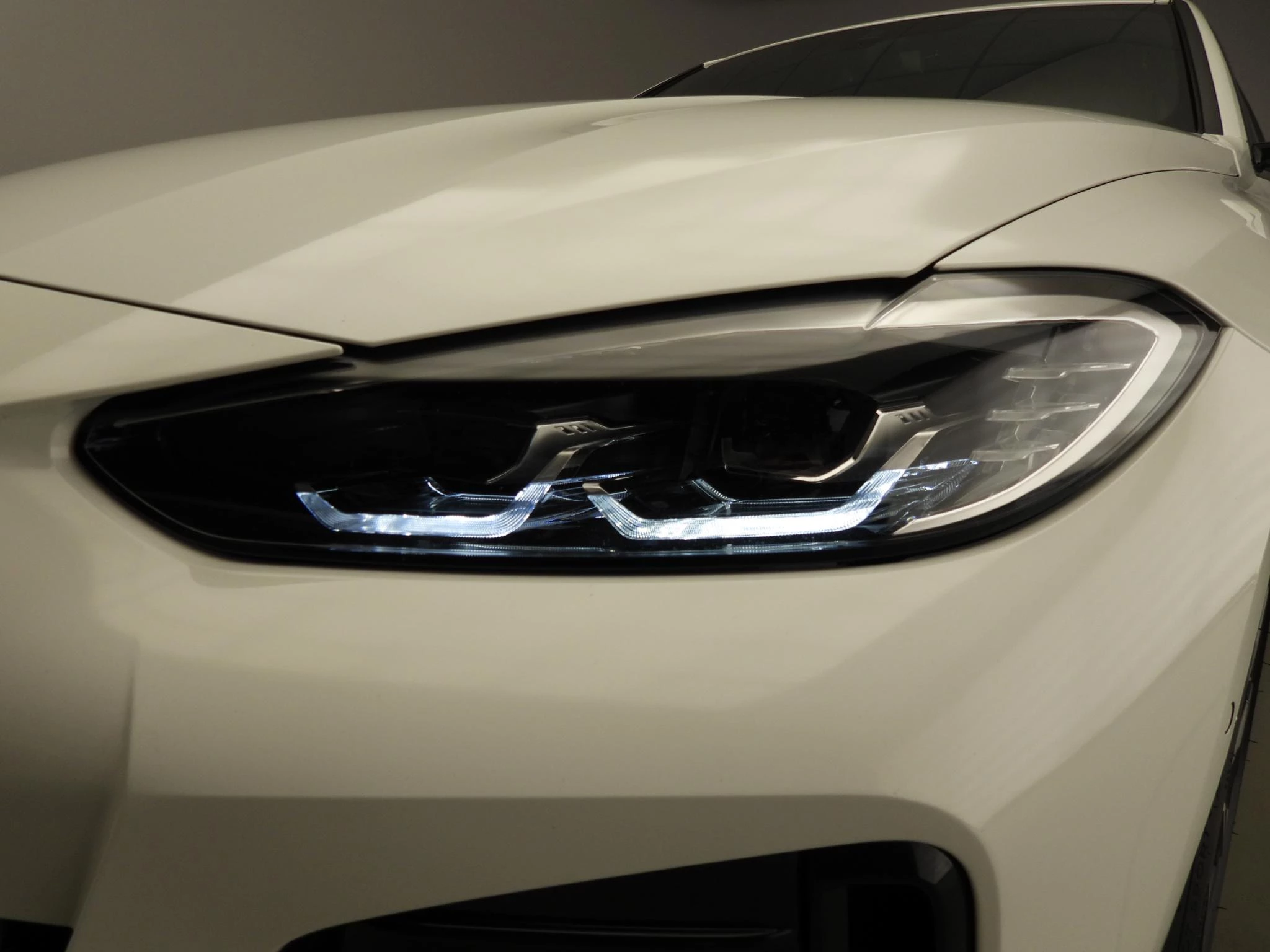 Hoofdafbeelding BMW i4
