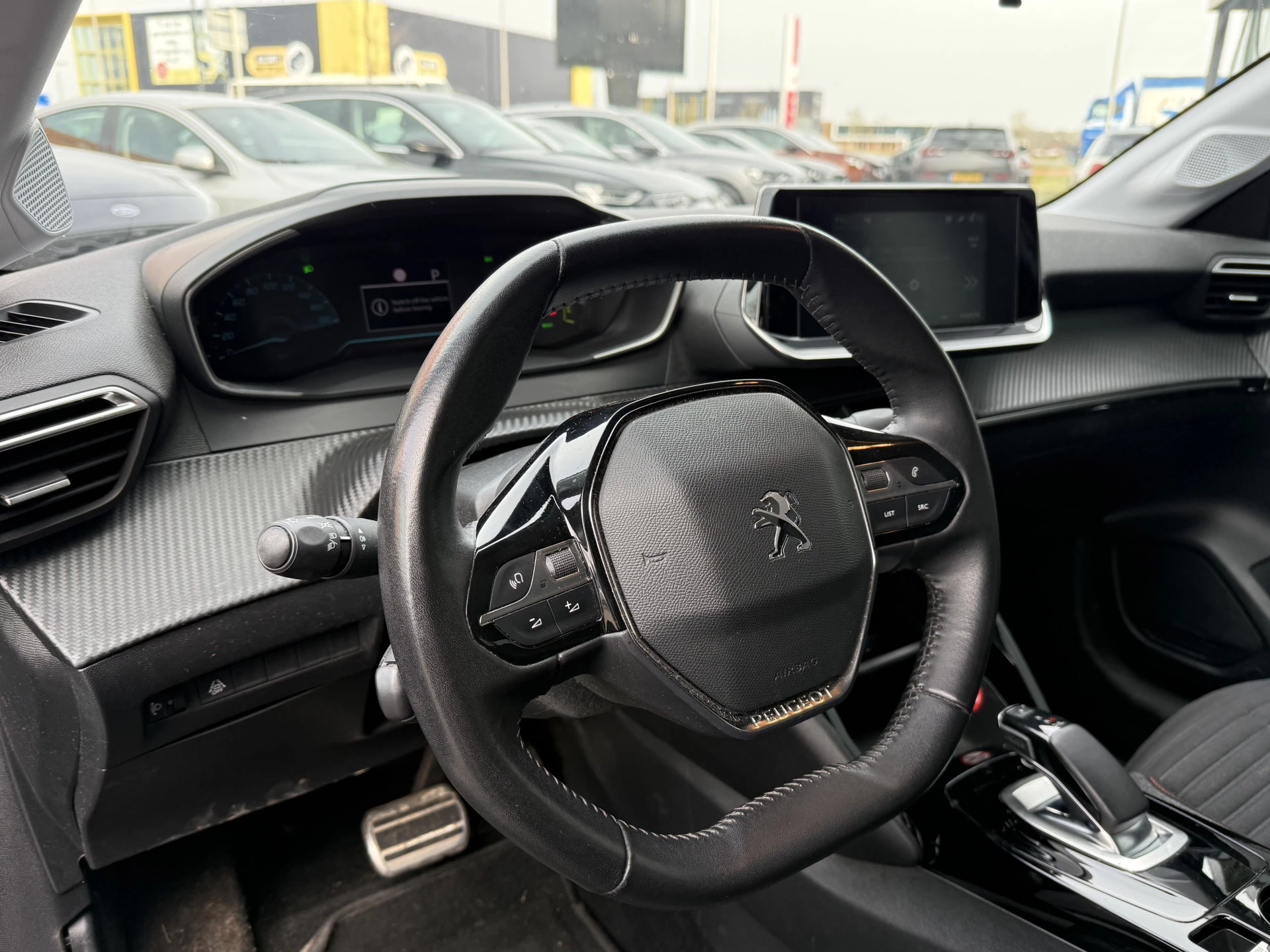 Hoofdafbeelding Peugeot e-208