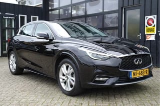 Infiniti Q Q30 1.6T 157PK Business Executive Automaat | NL-Auto | Cruise | Navi | Clima