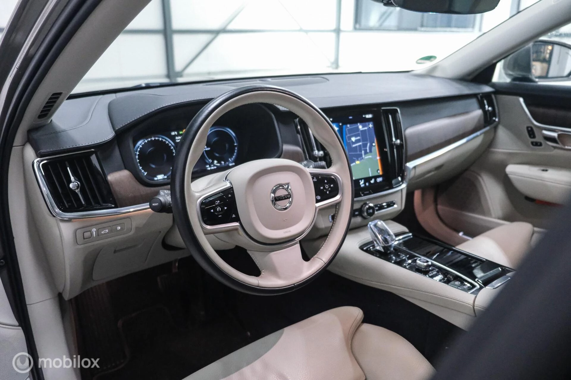 Hoofdafbeelding Volvo V90