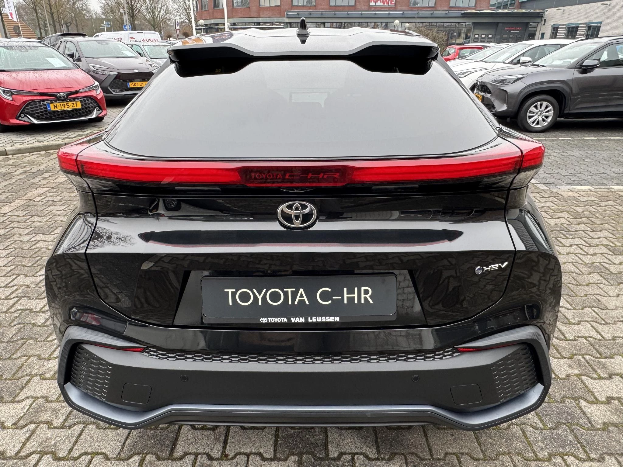 Hoofdafbeelding Toyota C-HR