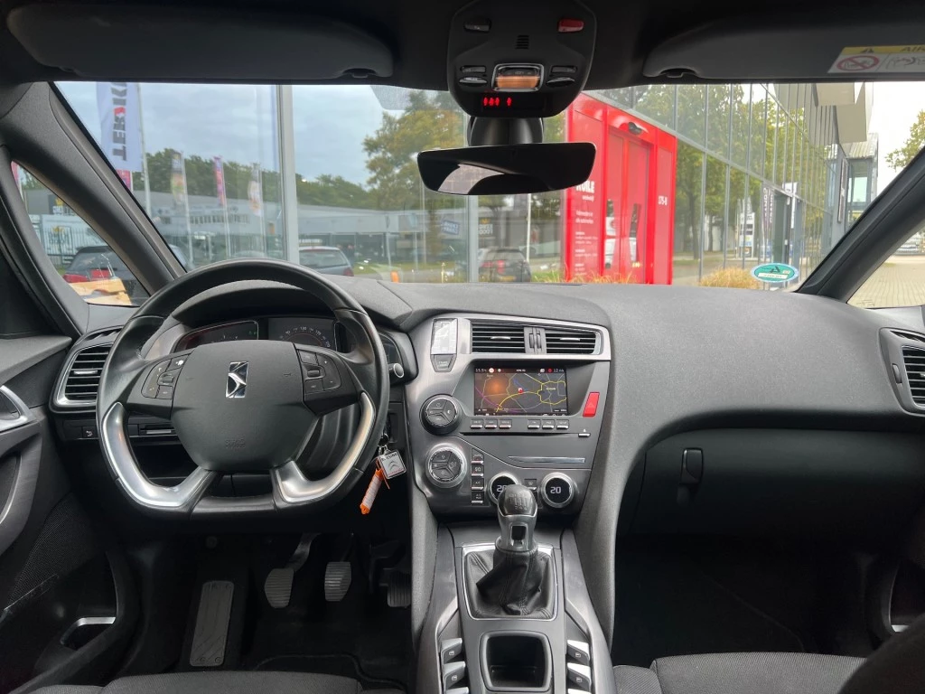 Hoofdafbeelding DS DS 5