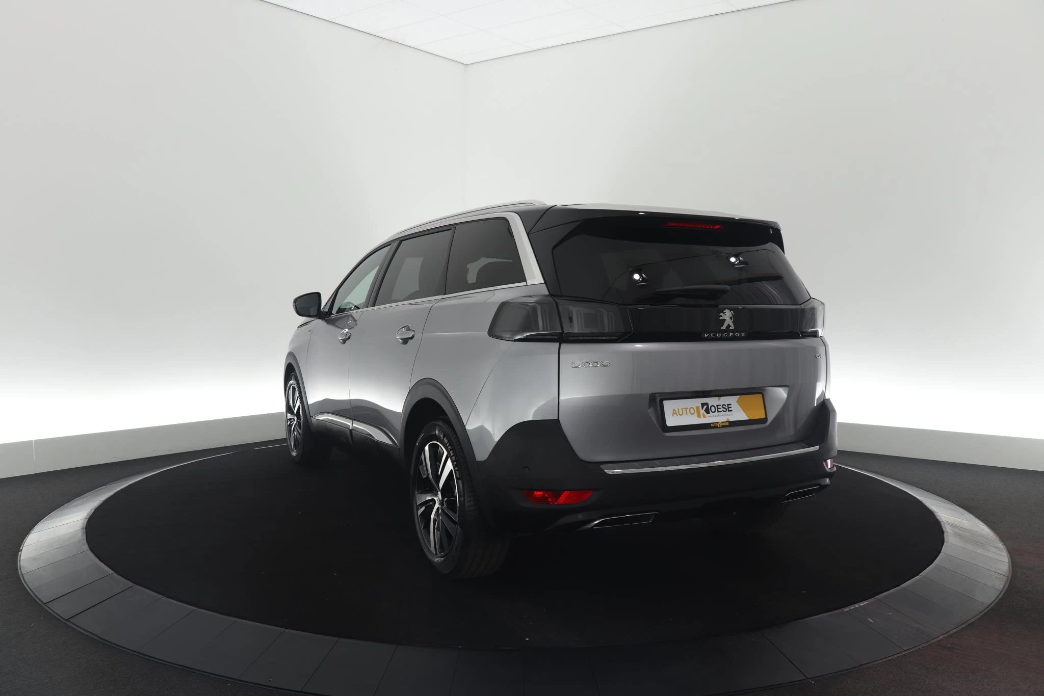 Hoofdafbeelding Peugeot 5008