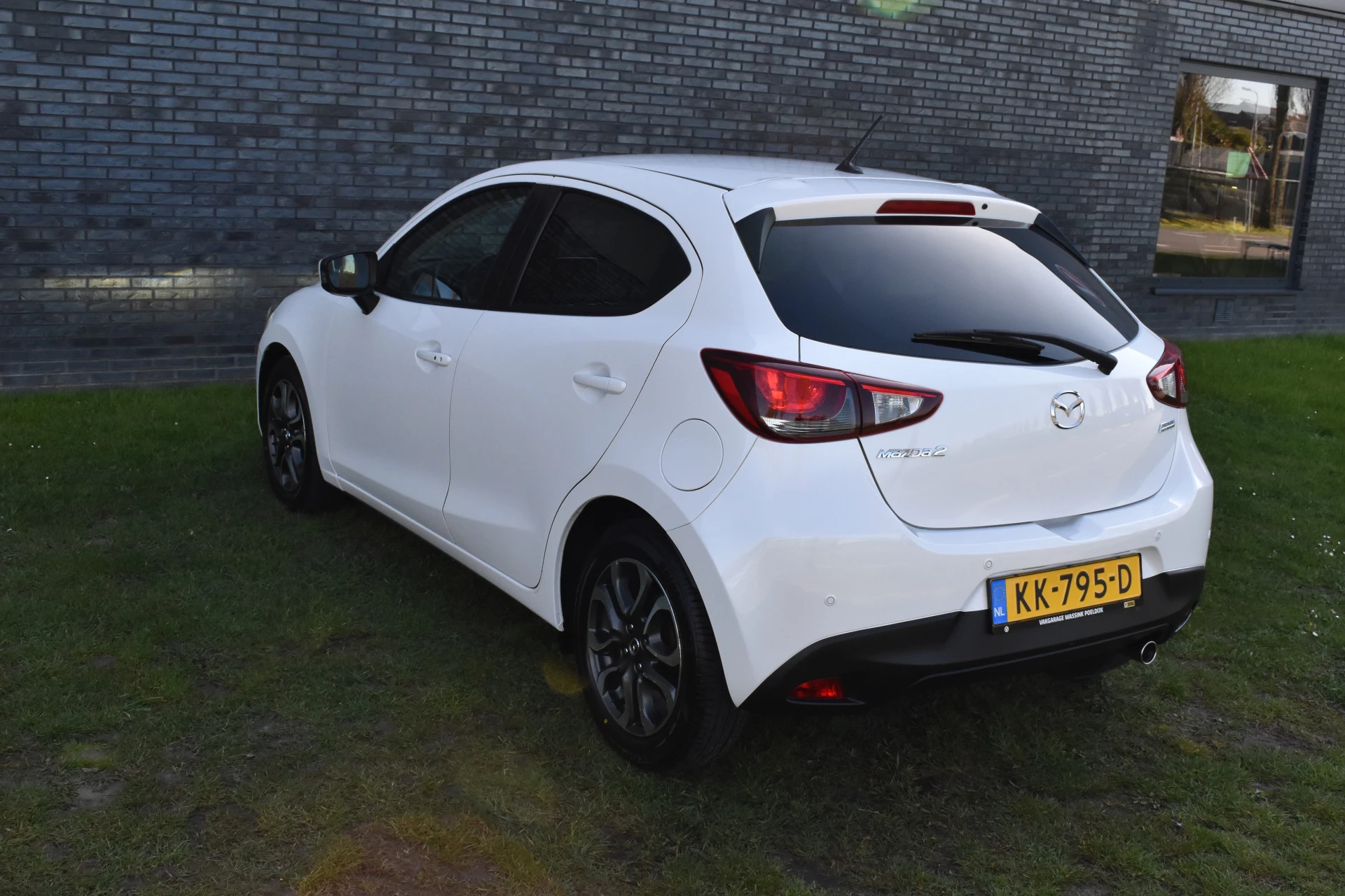 Hoofdafbeelding Mazda 2