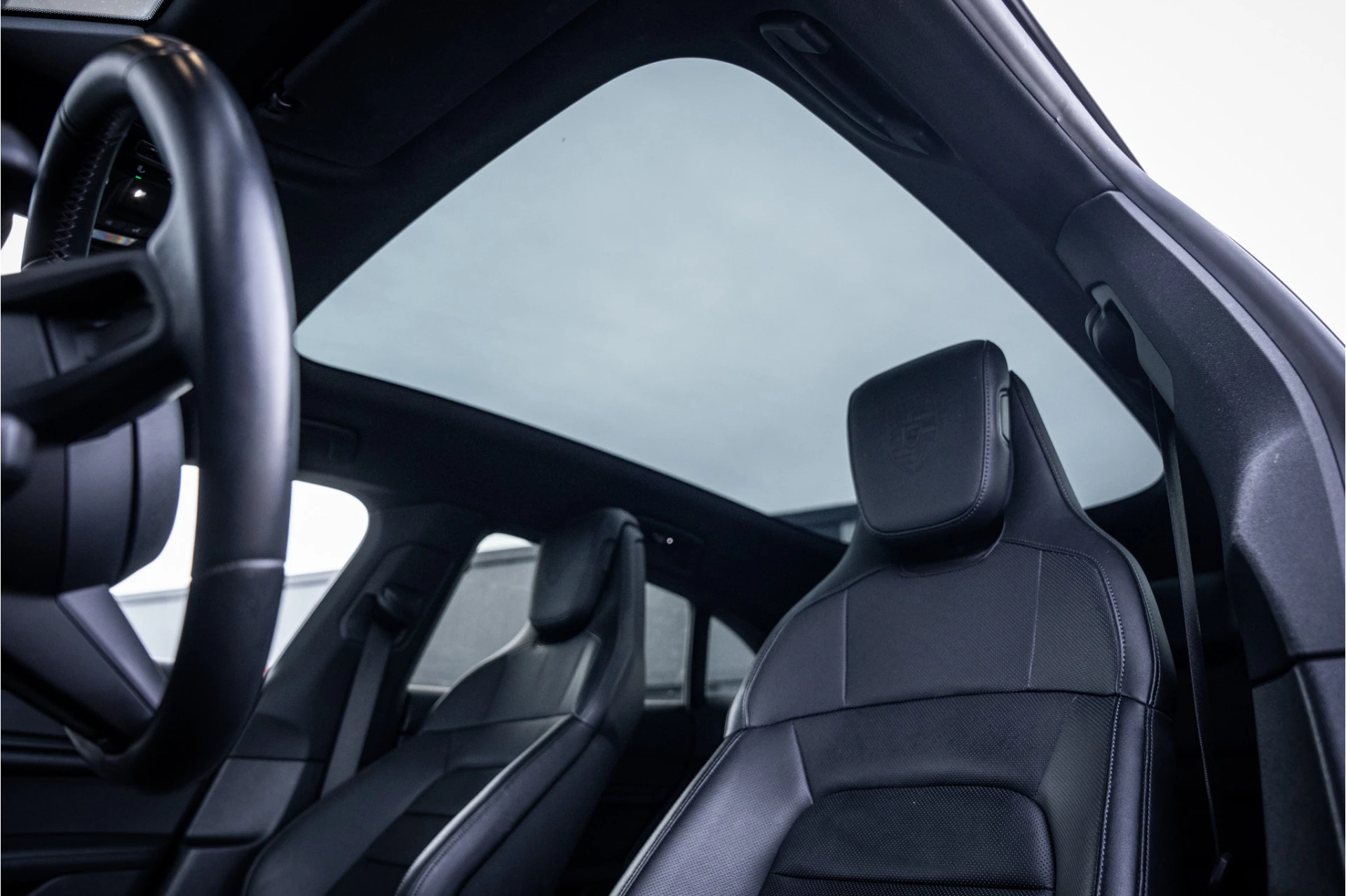 Hoofdafbeelding Porsche Taycan