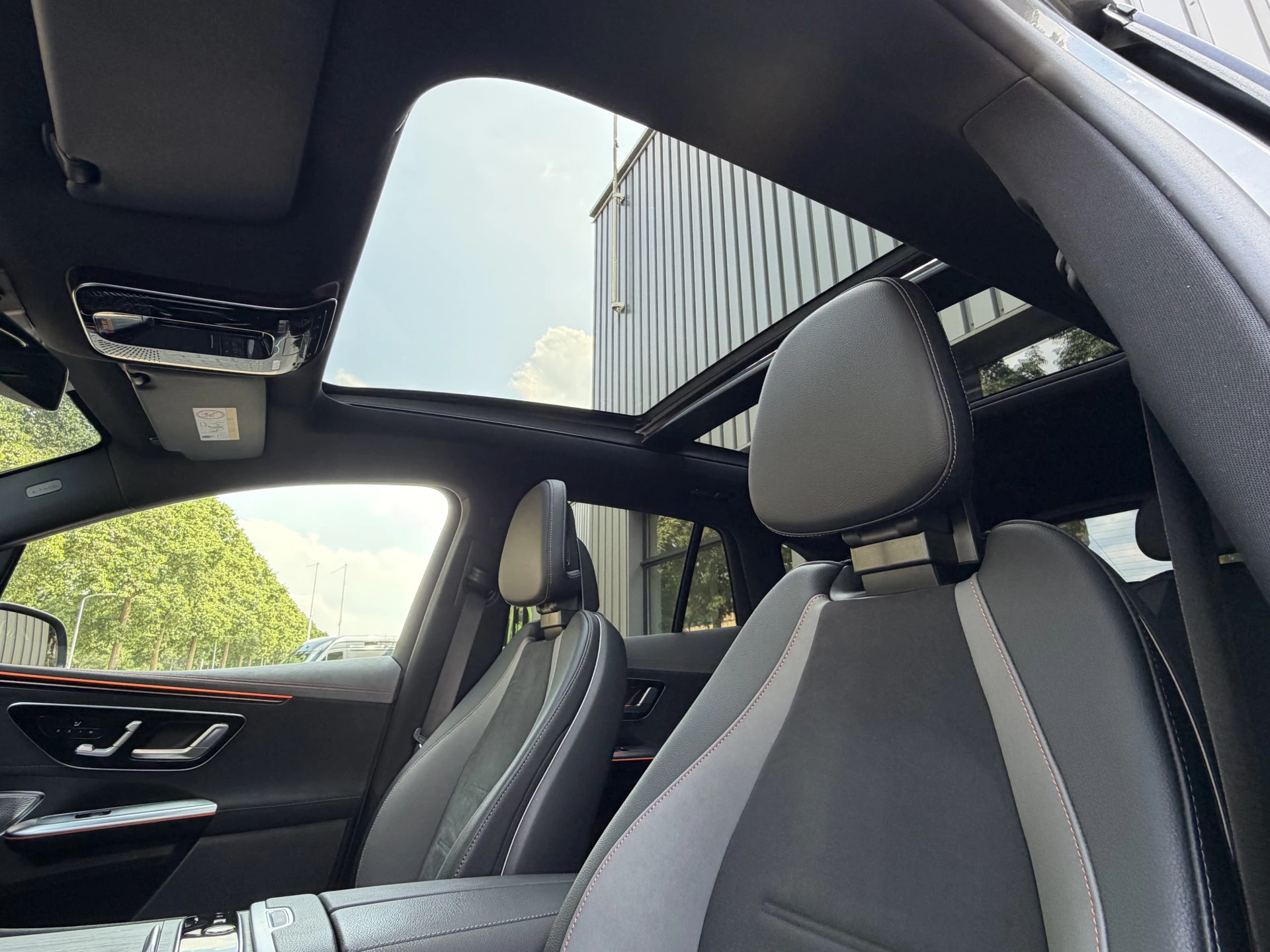 Hoofdafbeelding Mercedes-Benz EQE