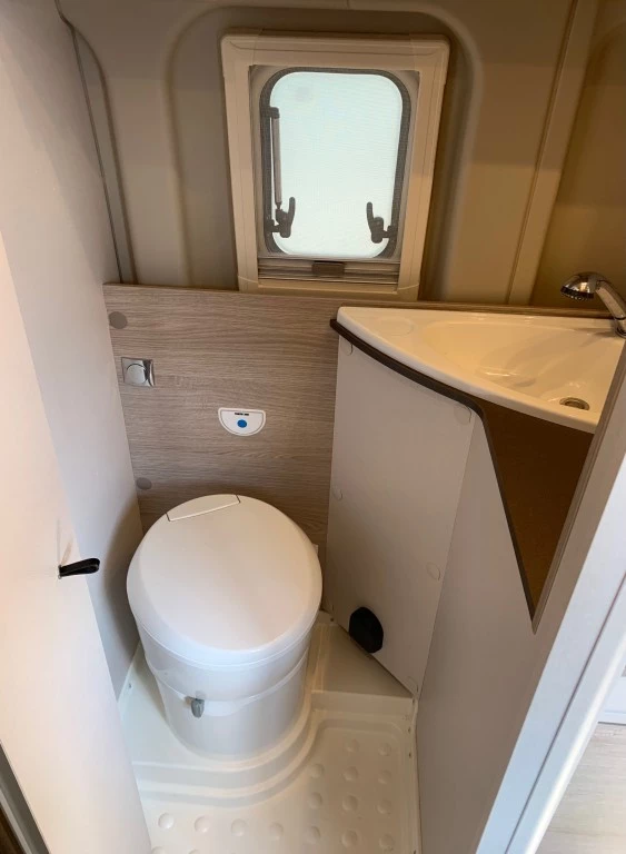 Hoofdafbeelding Bürstner Campeo 600 Airco Cruise