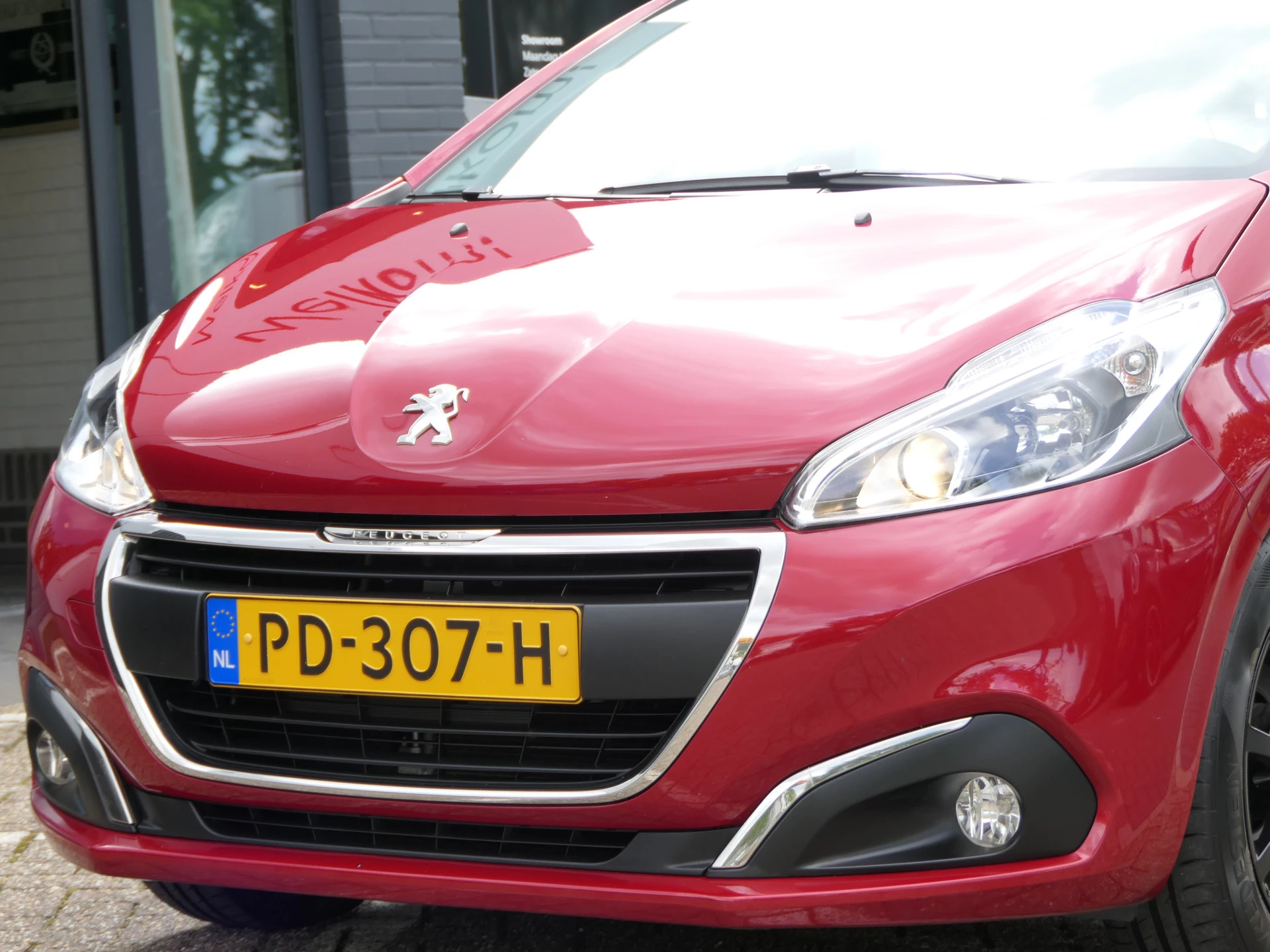 Hoofdafbeelding Peugeot 208