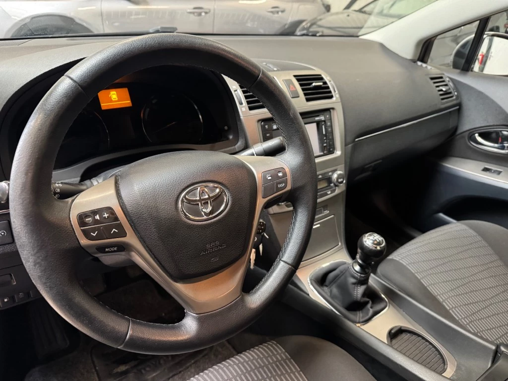 Hoofdafbeelding Toyota Avensis