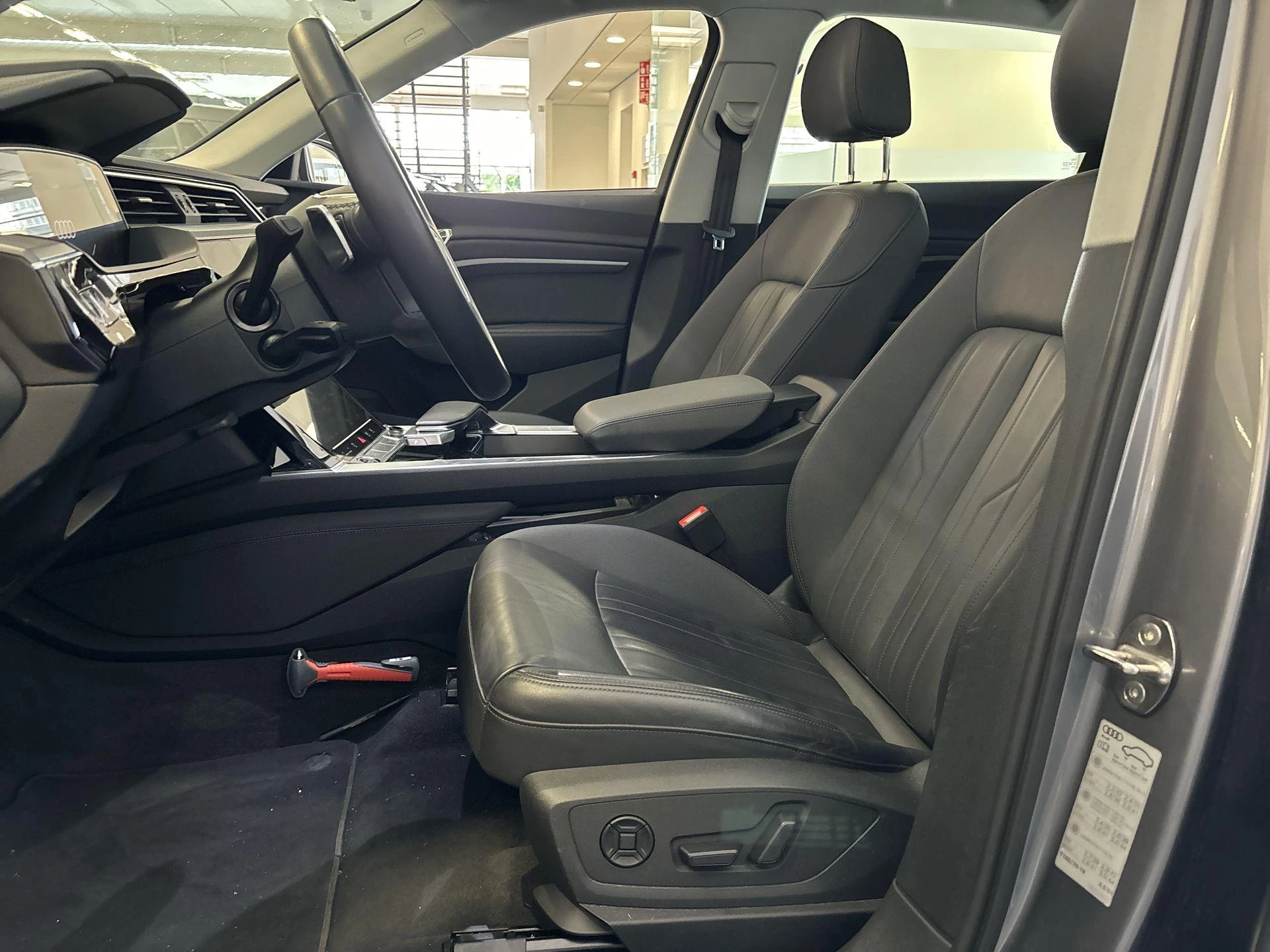 Hoofdafbeelding Audi e-tron