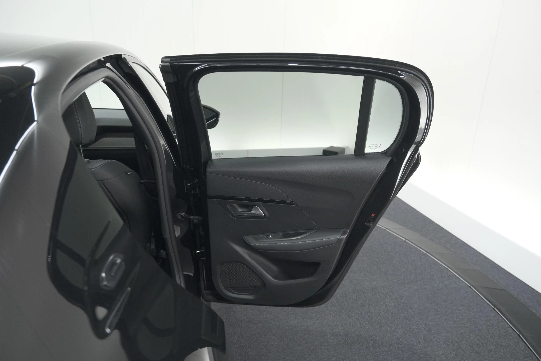 Hoofdafbeelding Peugeot e-208