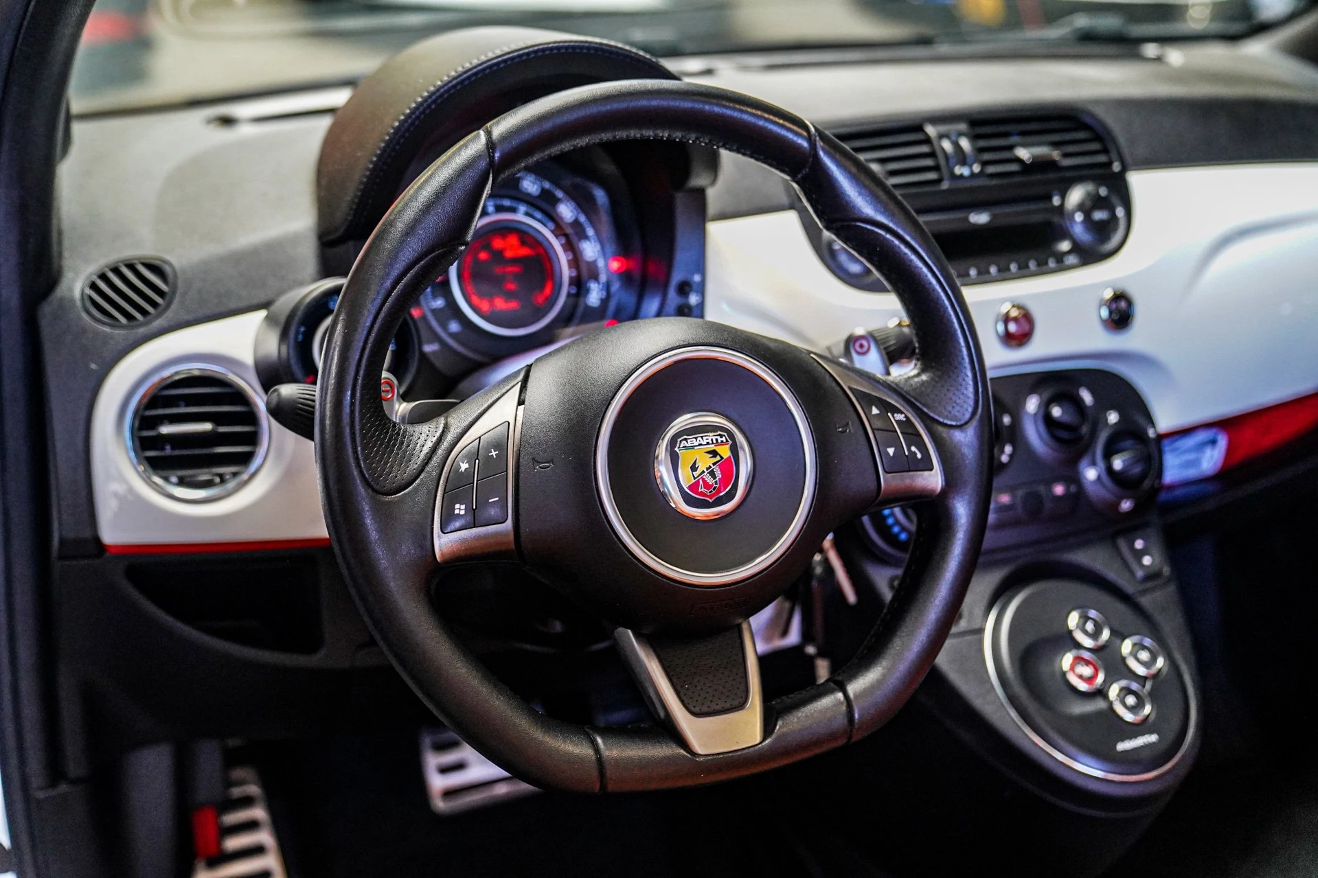 Hoofdafbeelding Fiat 500C