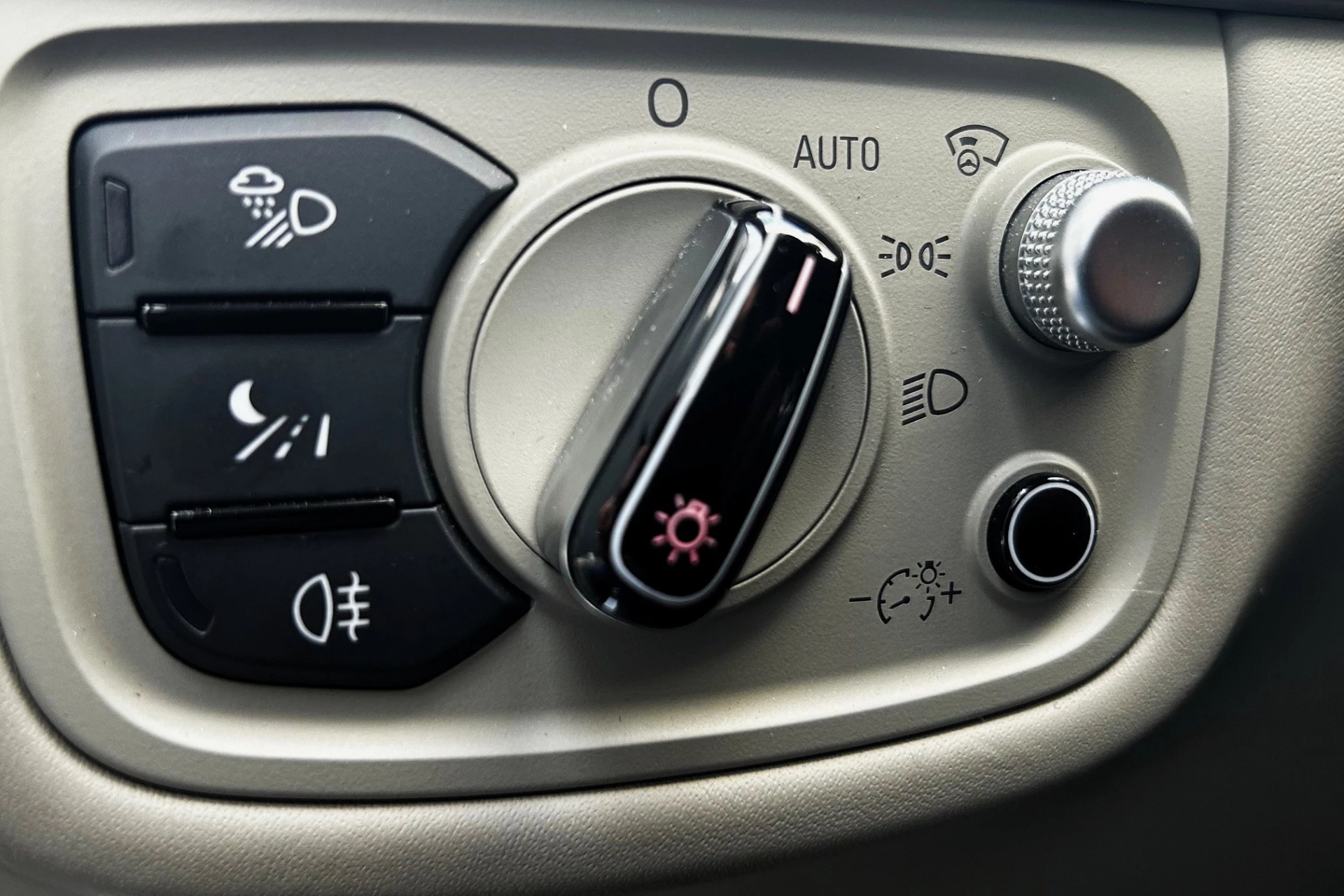 Hoofdafbeelding Audi A8