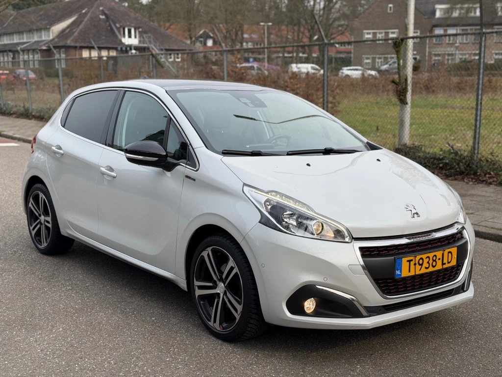 Hoofdafbeelding Peugeot 208