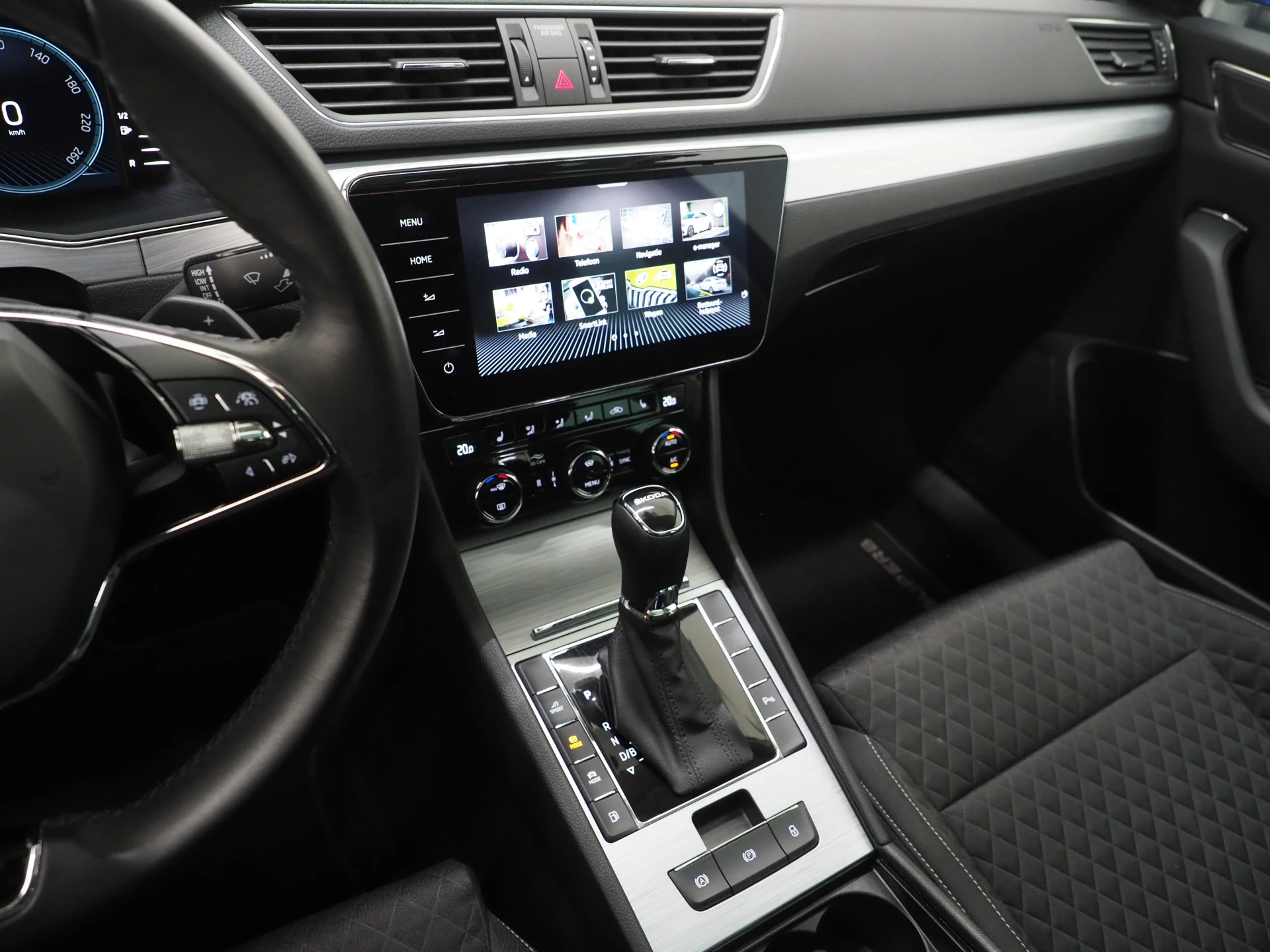 Hoofdafbeelding Škoda Superb