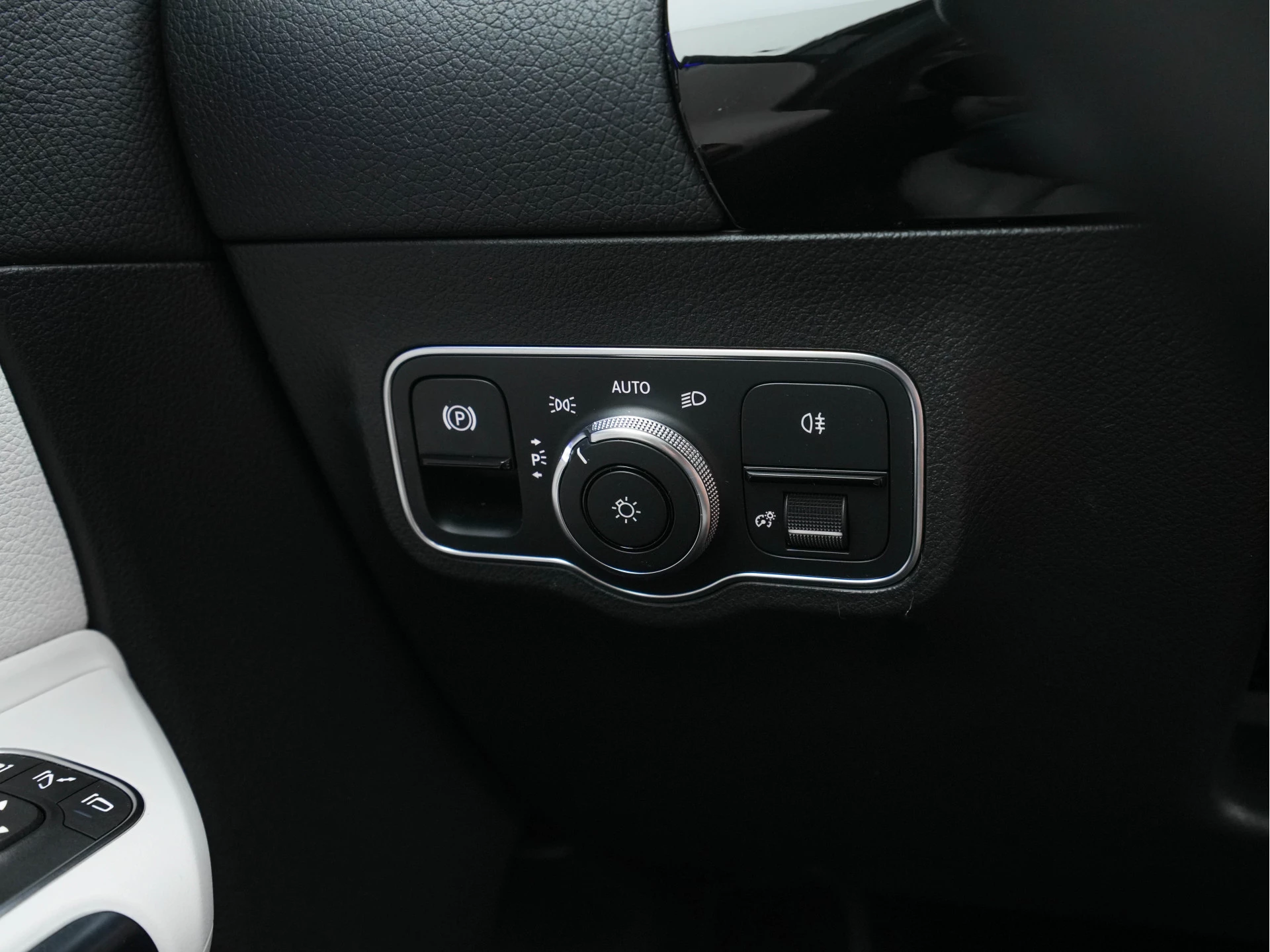 Hoofdafbeelding Mercedes-Benz EQA