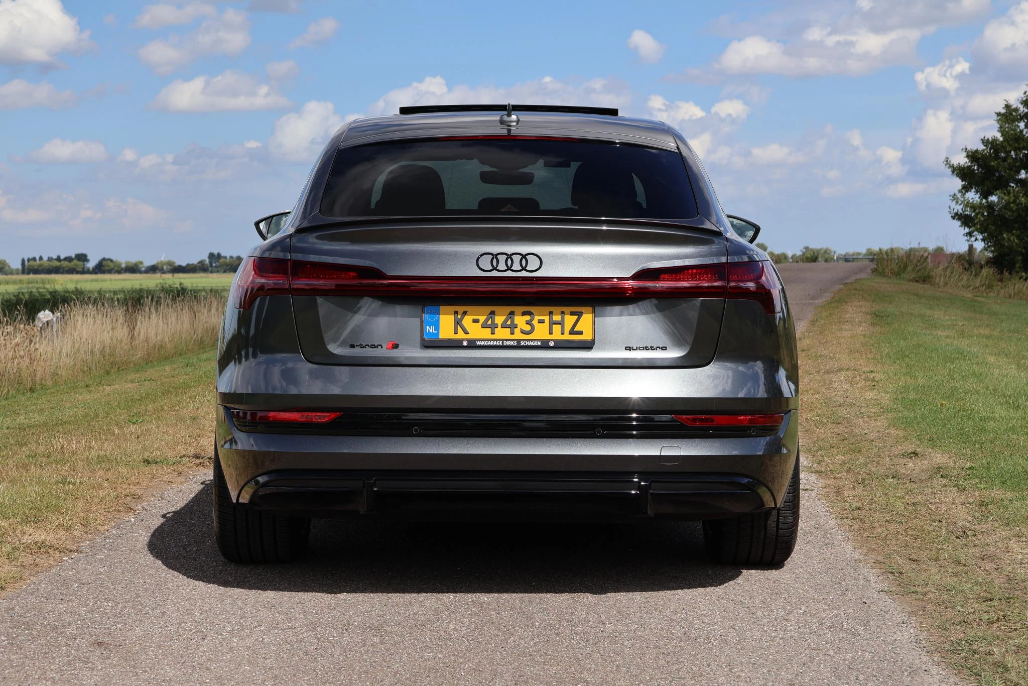 Hoofdafbeelding Audi e-tron