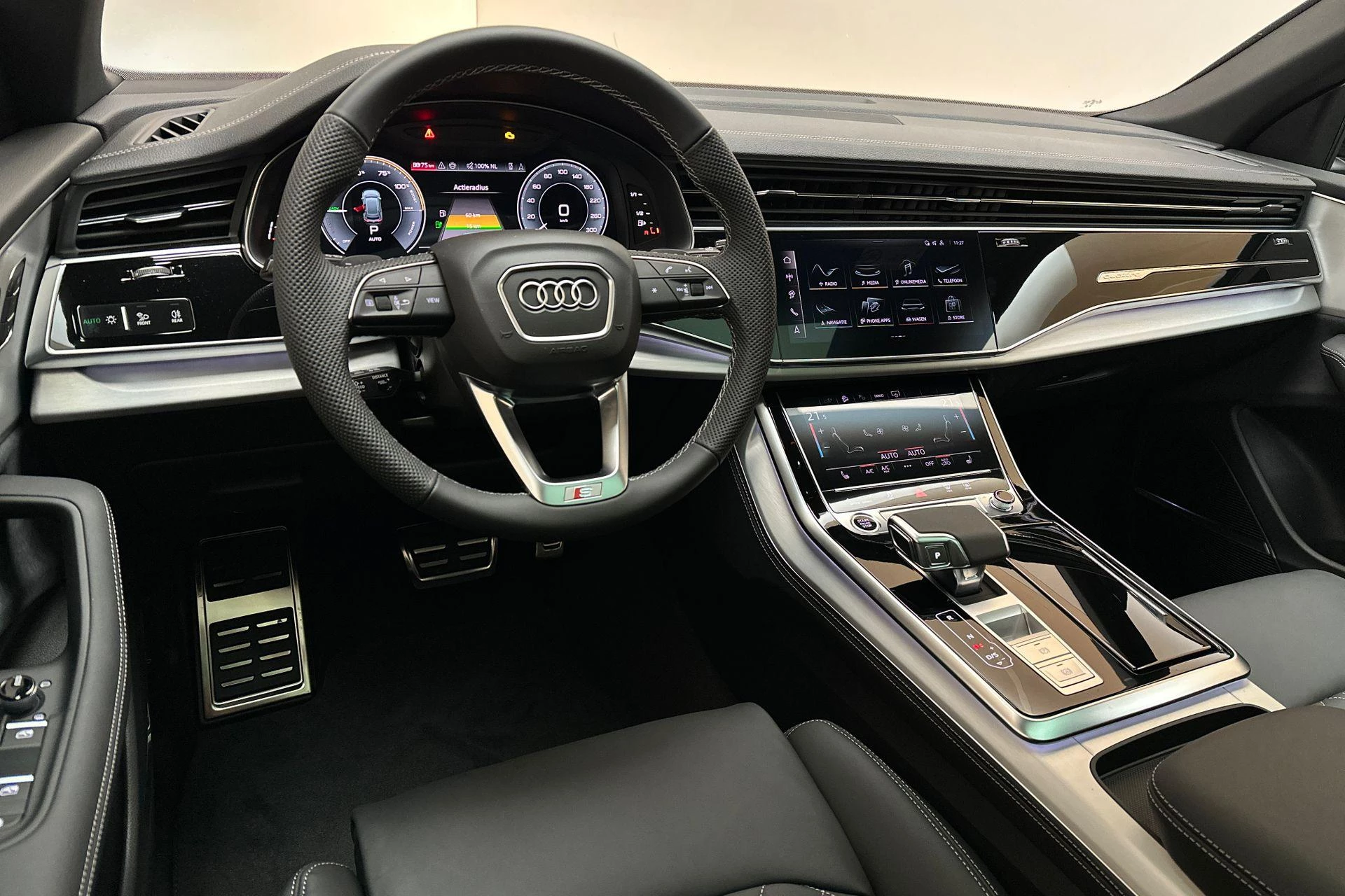 Hoofdafbeelding Audi Q8