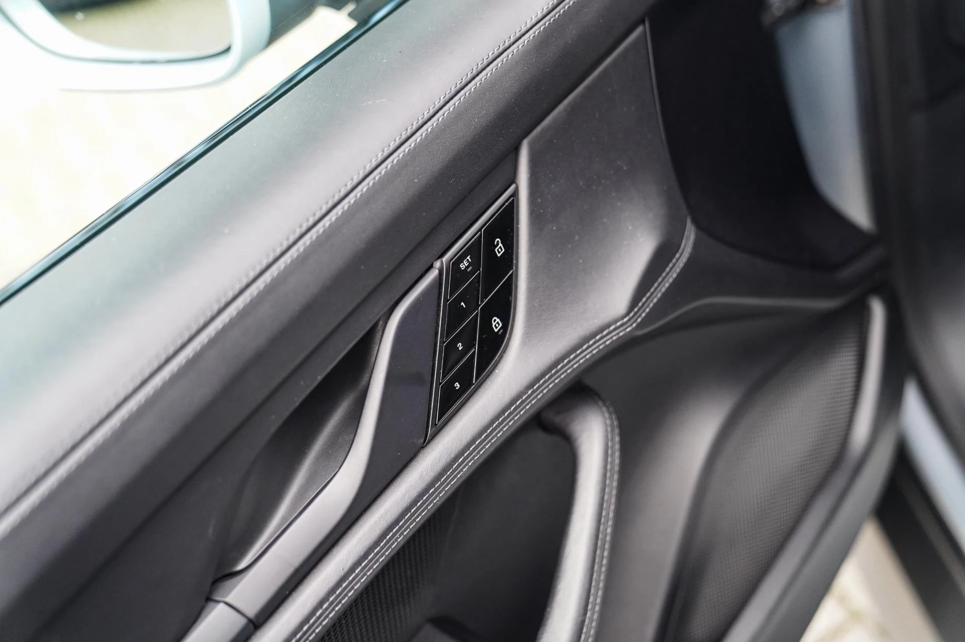 Hoofdafbeelding Porsche Taycan