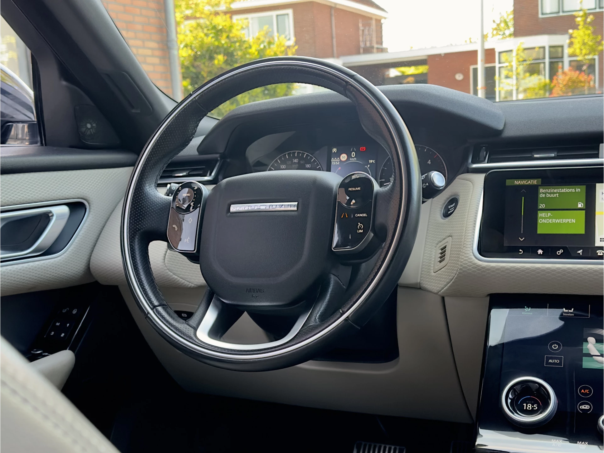 Hoofdafbeelding Land Rover Range Rover Velar