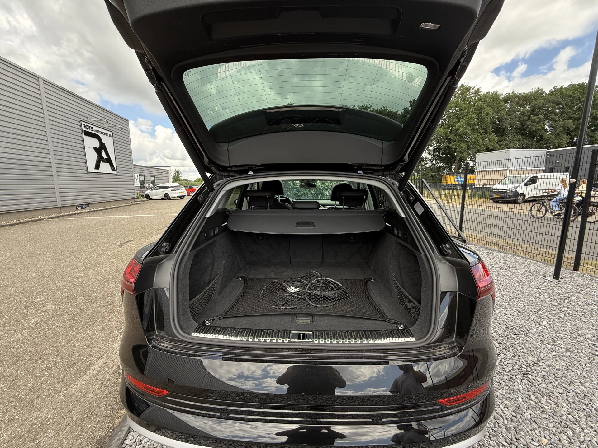 Hoofdafbeelding Audi e-tron