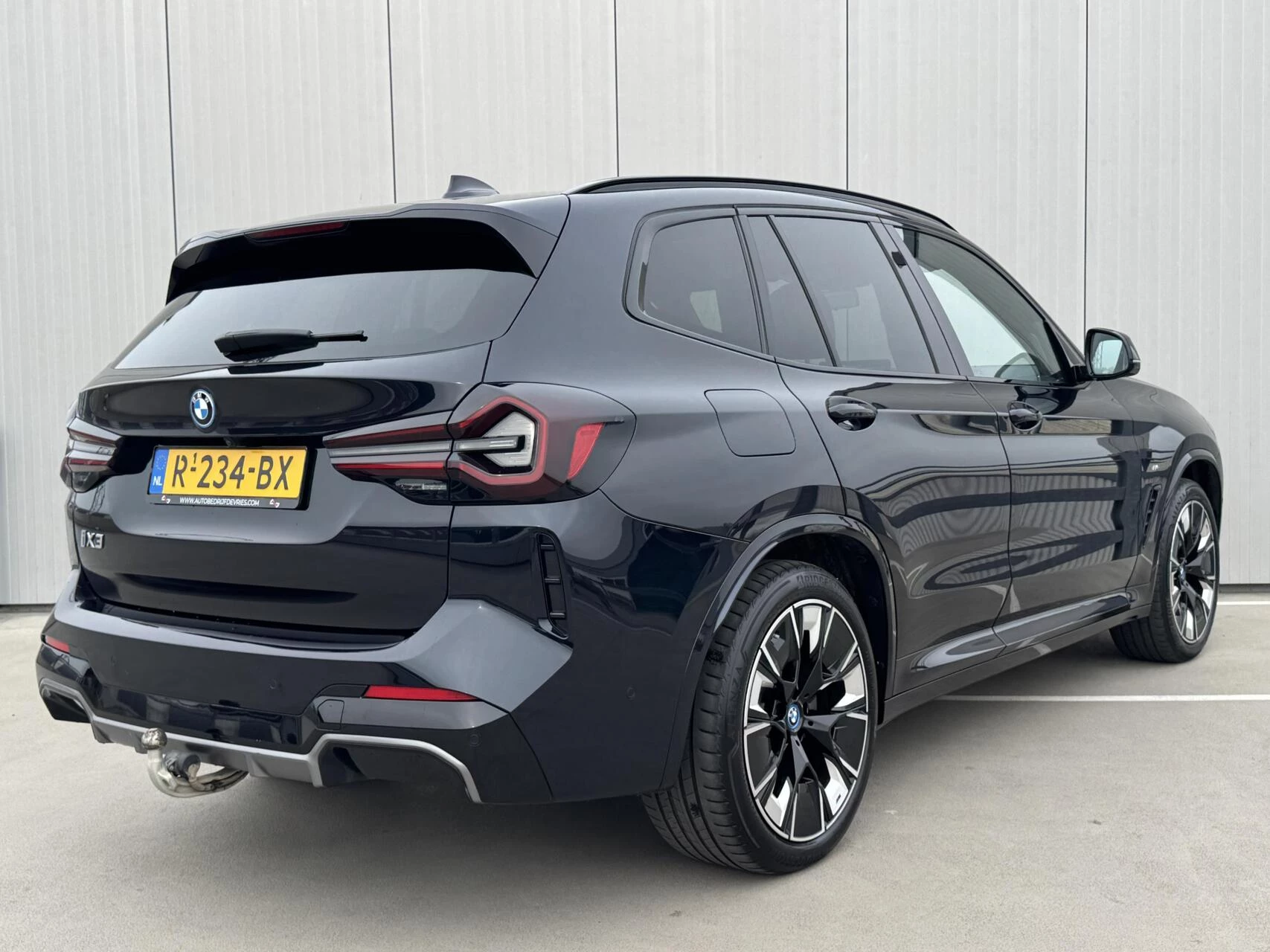 Hoofdafbeelding BMW iX3