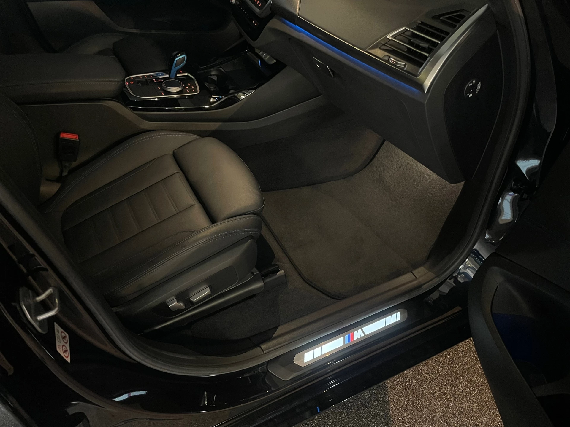Hoofdafbeelding BMW iX3