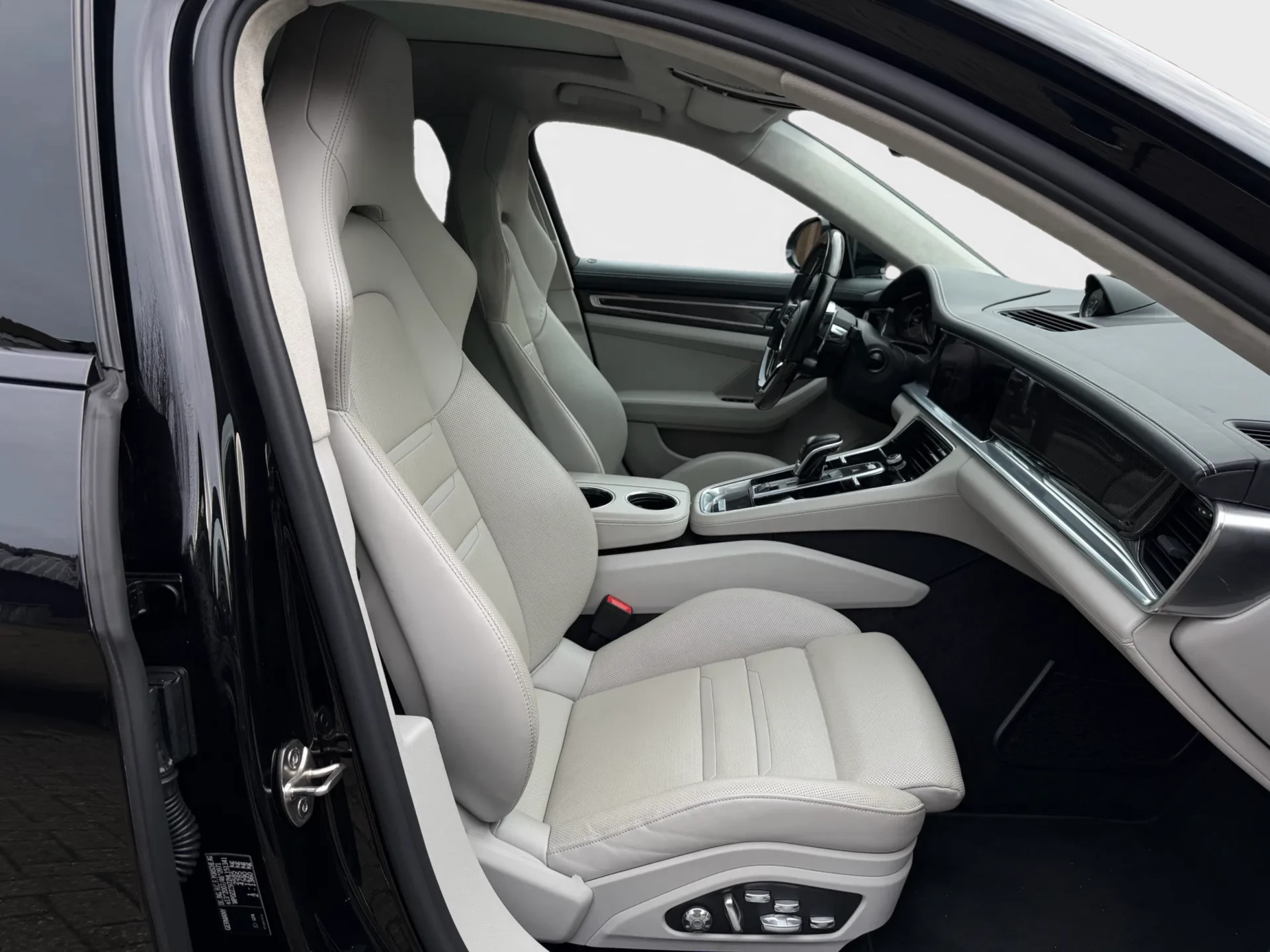 Hoofdafbeelding Porsche Panamera