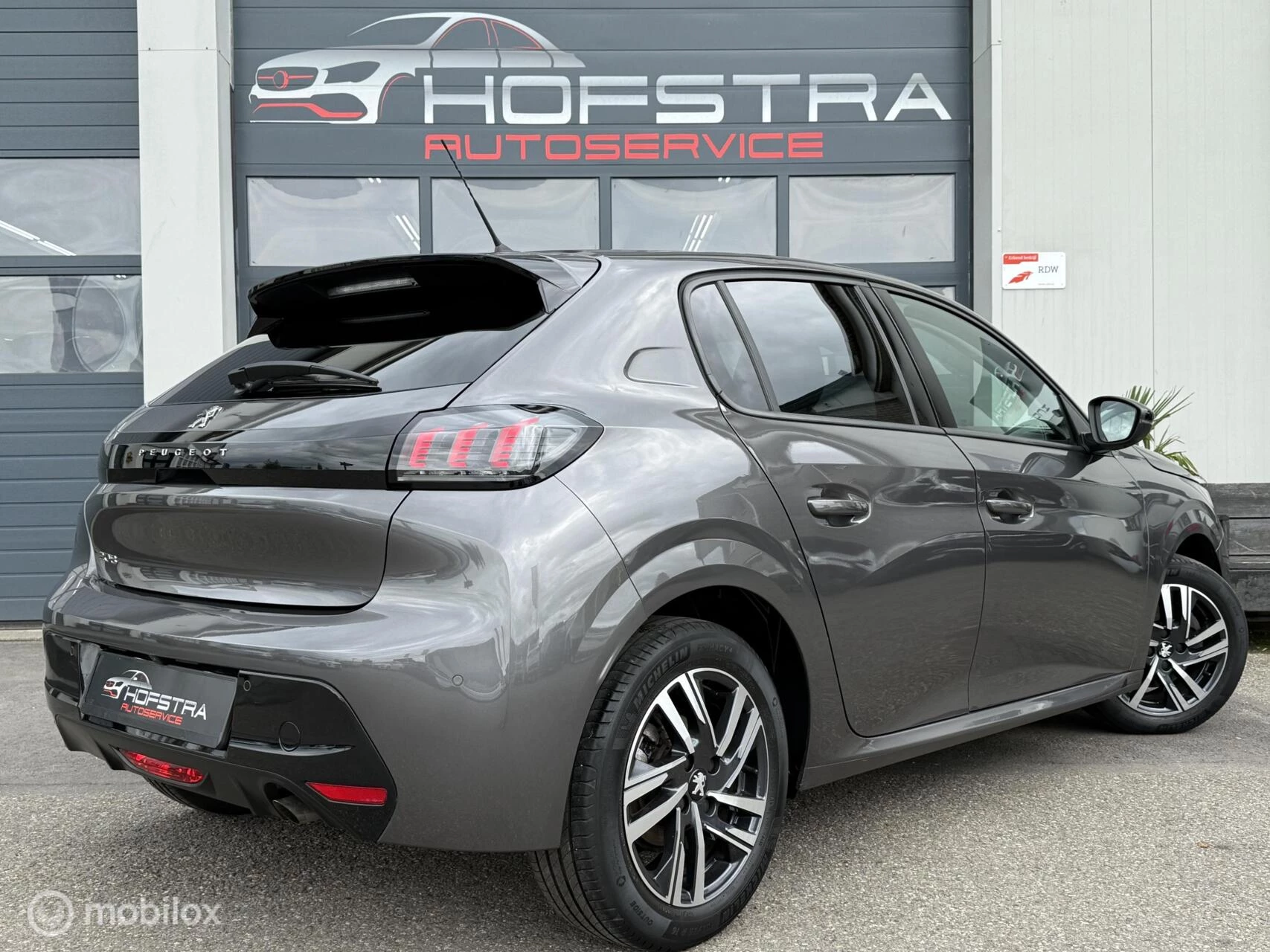 Hoofdafbeelding Peugeot 208