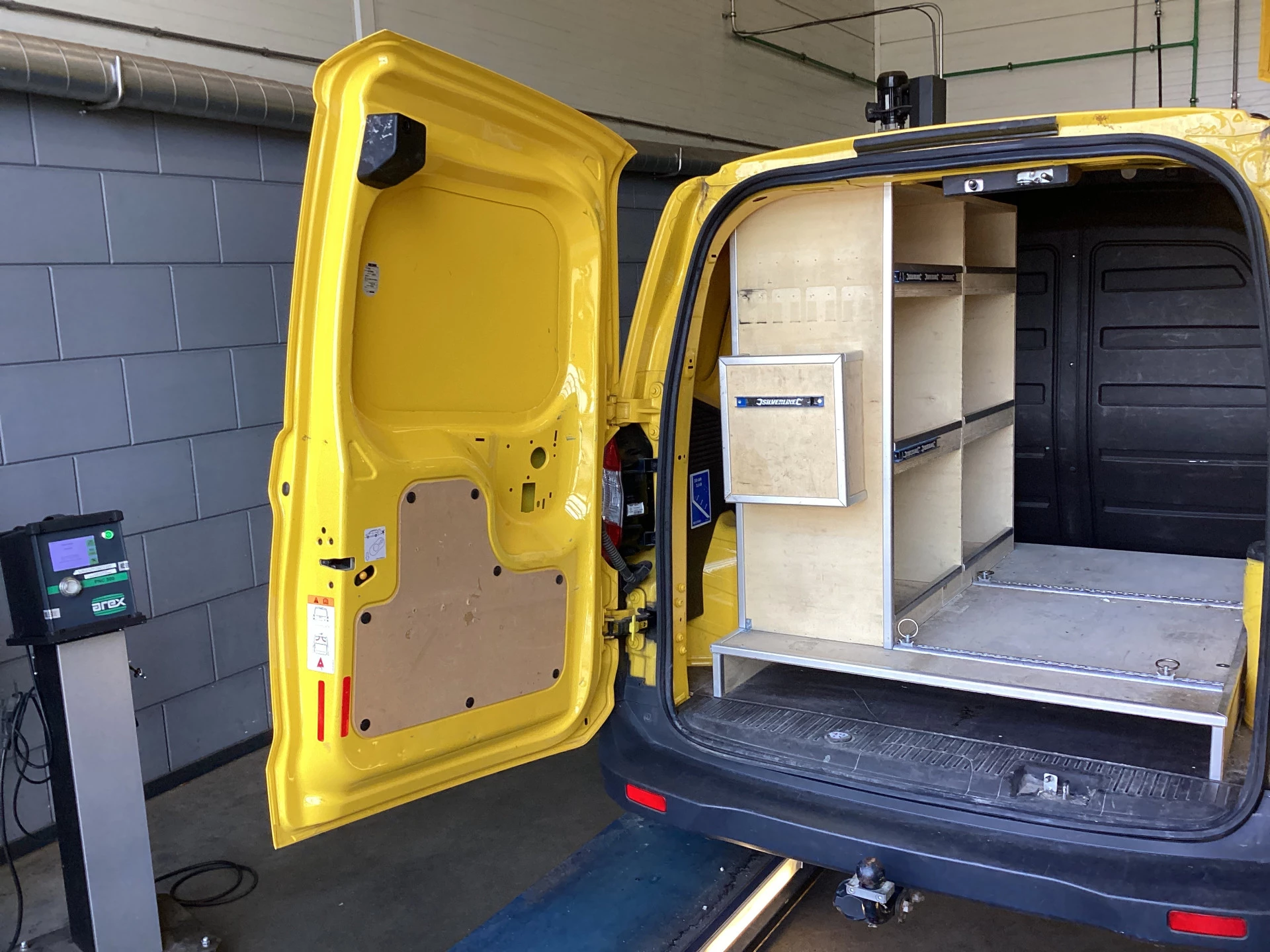 Hoofdafbeelding Ford Transit Courier