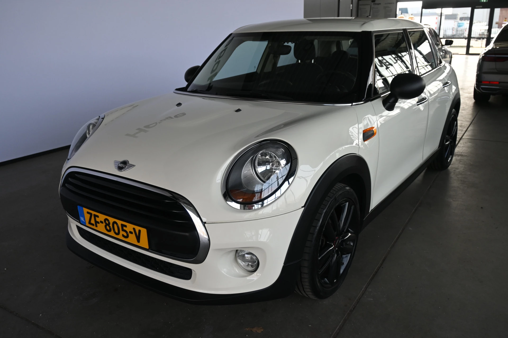 Hoofdafbeelding MINI One