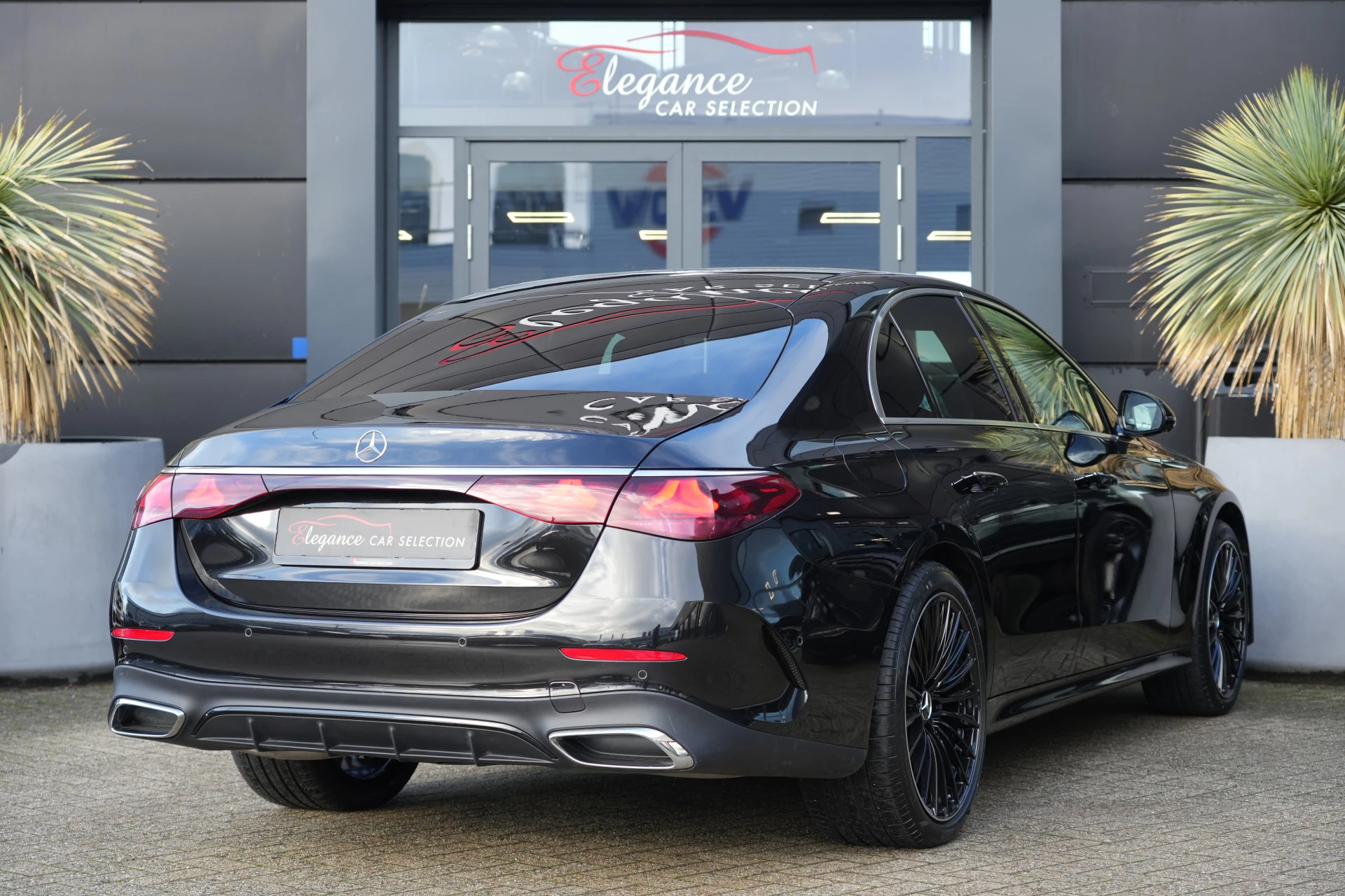 Hoofdafbeelding Mercedes-Benz E-Klasse